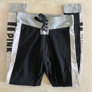 Victoria’s Secret Pink black ankle/capri length yoga pants with ties (S)